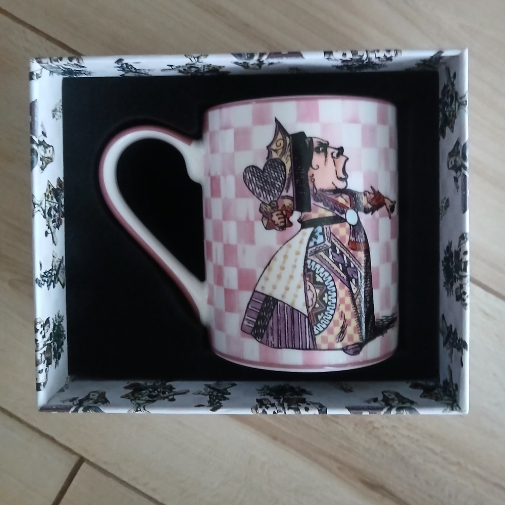 MacKenzie-Childs Brand New Mug "Alice In Wonderland" Duchess Mug - Picture 2 of 7